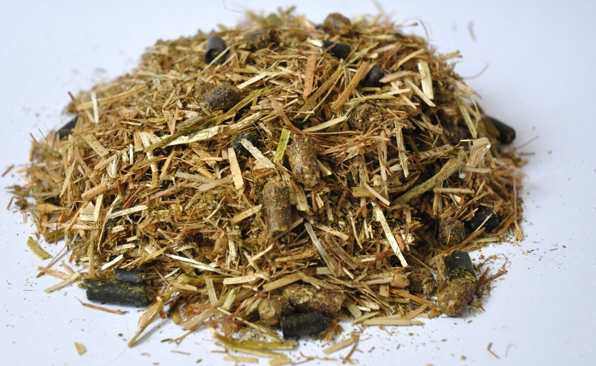 Dengie Healthy Hooves Molasses Free z MSM 20kg - sieczka dla koni z dodatkiem biotyny - obrazek 2